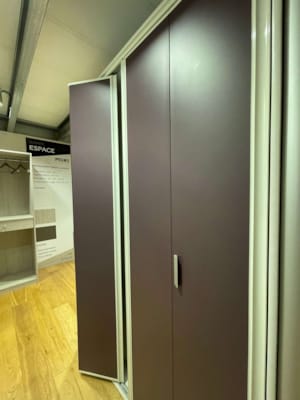 Façade Pliante 2 vantaux Modèle origine Profil Surf Décor Prune 2381x1600 mm