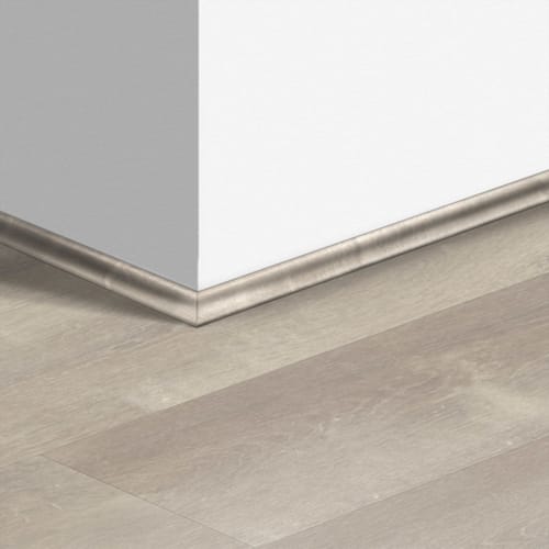 Moulure vinyle Quick -Step Livyn Chêne tempête de sable gris chaleureux 40083 - 17 x 17 x