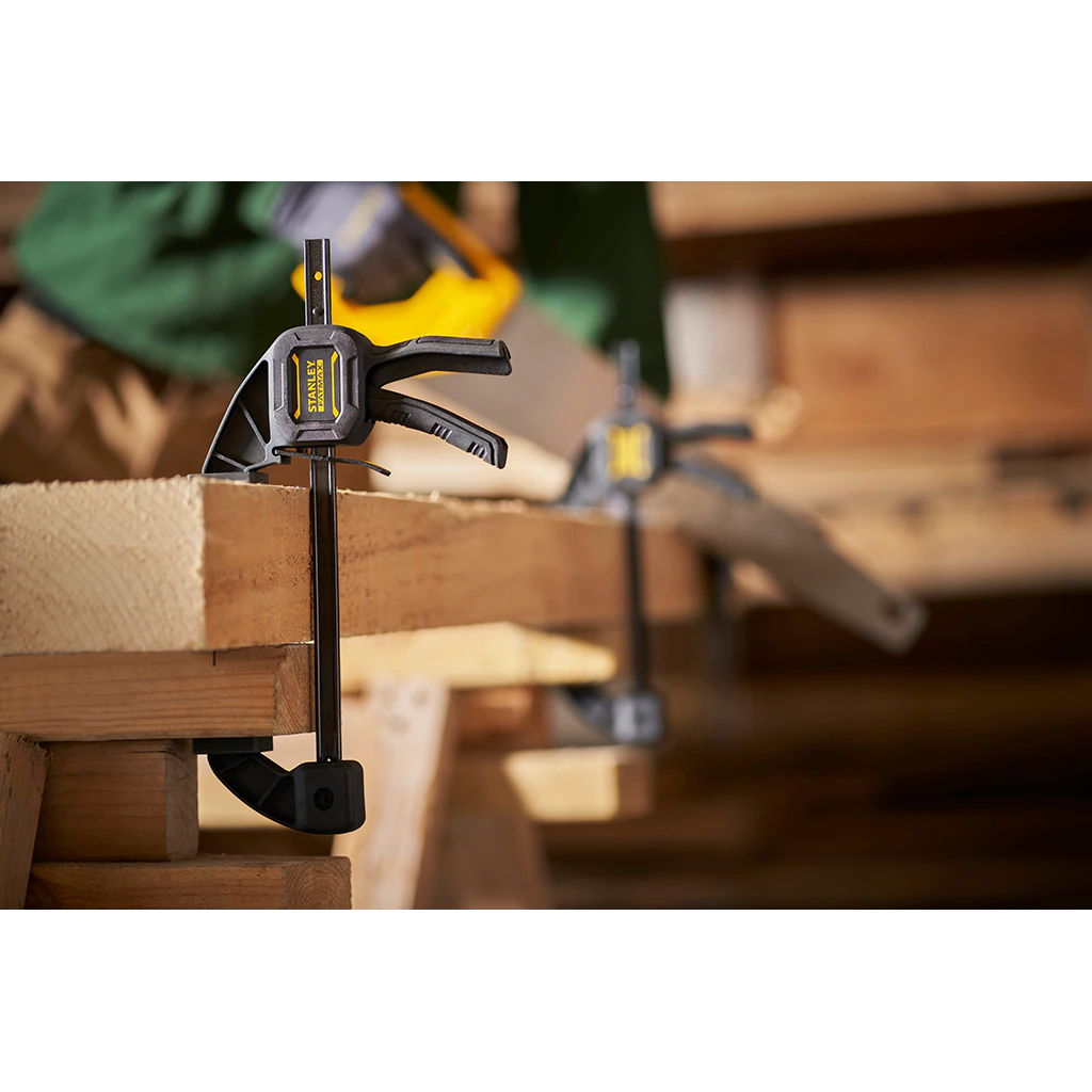 Stanley Fatmax Serre-Joint M Moyenne Puissance