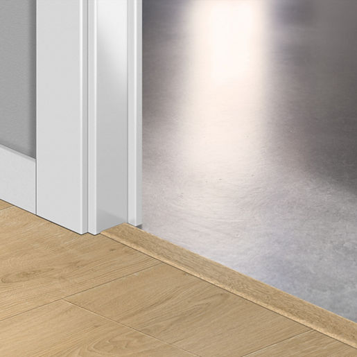 Profilé Incizo stratifié Quick-Step 4763 Chêne nature brossé 13 x 48 x 2150 mm