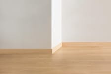 Plinthe parquet stratifié Quick-Step - Chêne minuit naturel 1487 - 14 x 77 x 2400 mm