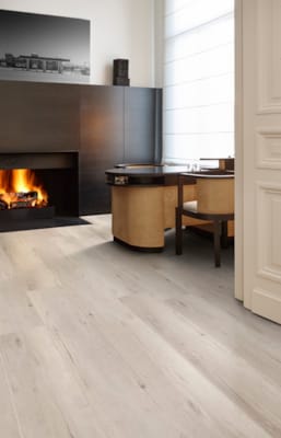 Plinthe moderne Coretec ESSENTIALS - Dobra Oak - 3951 - 13 x 58 x 2400 mm