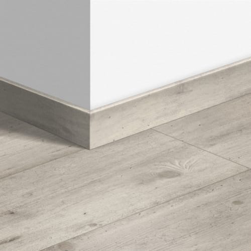 Plinthe standard stratifié Quick-Step 1861 Béton gris clair - 12 x 58 x 2400 mm